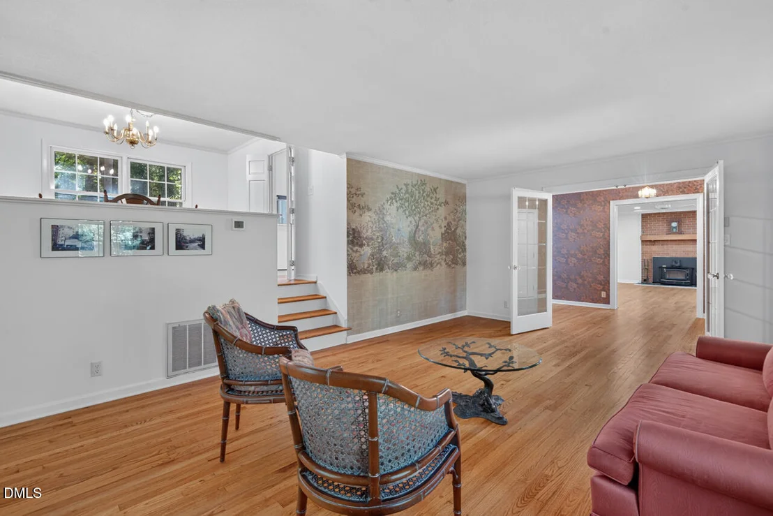 Photo of 13 Winthrop Court