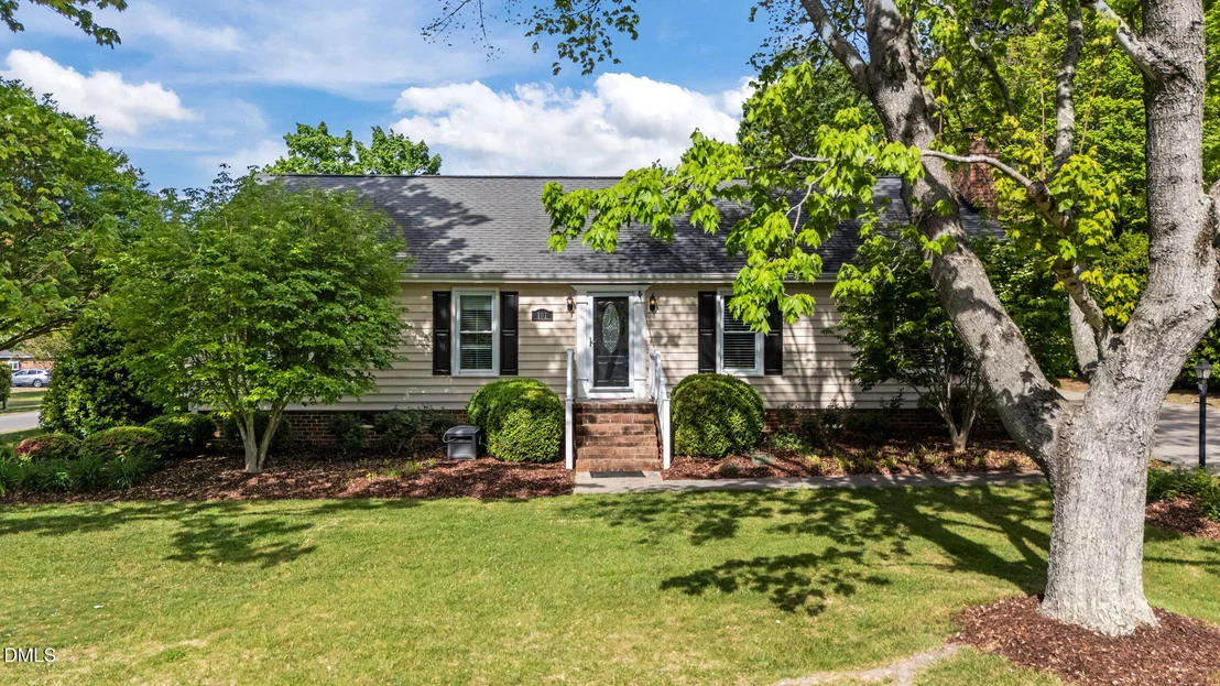 Photo of 101 Meadow Park