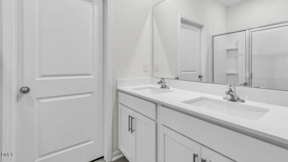 Photo of 3069 Platinum Circle