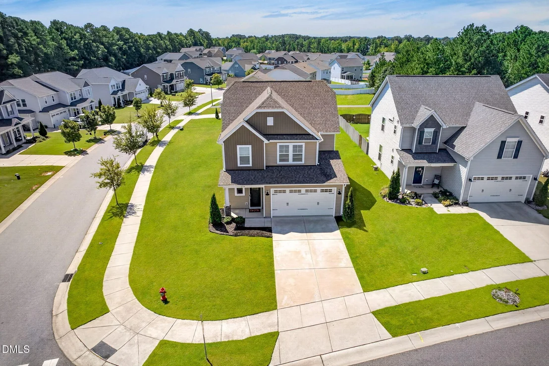 Photo of 609 Crestdale Drive