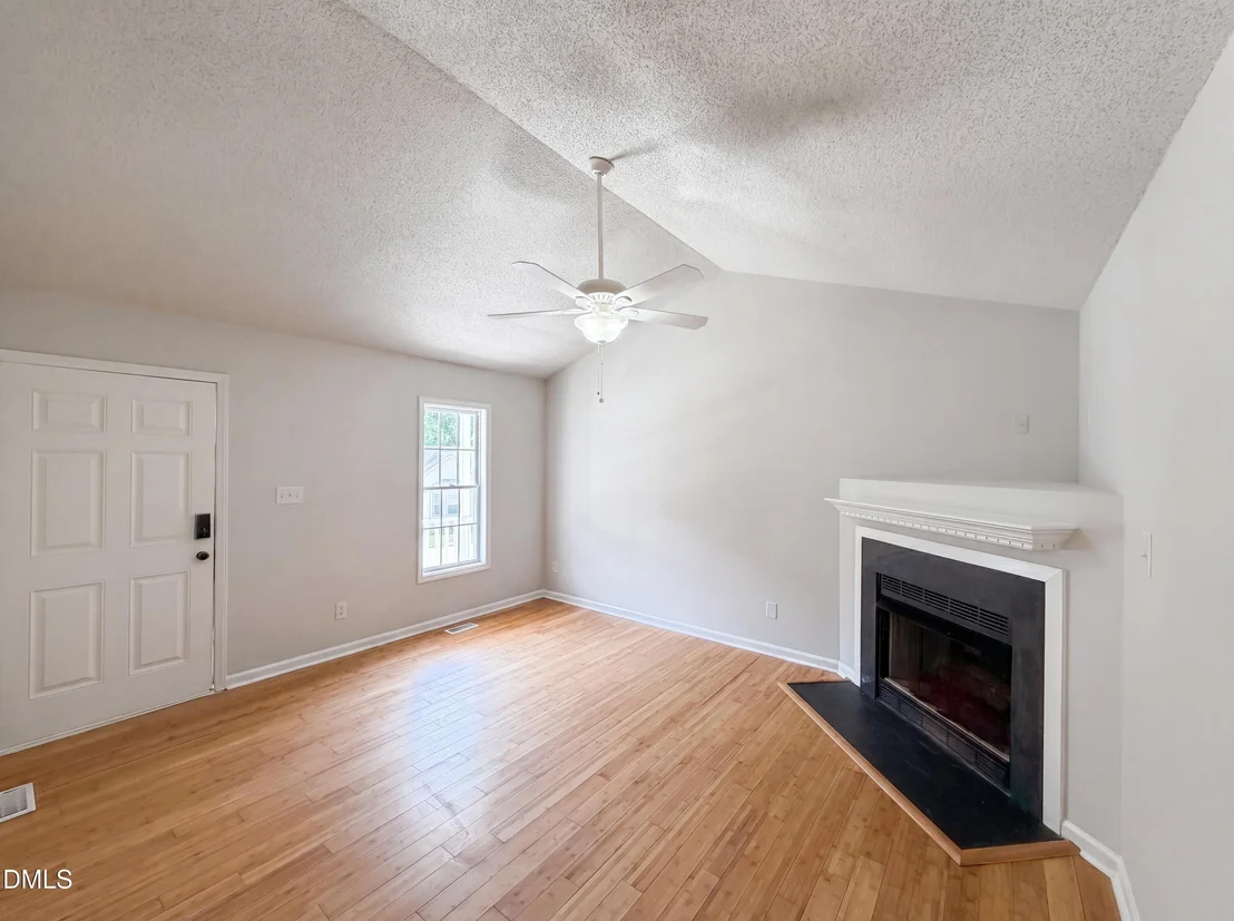 Photo of 1024 Laurel Leaf Road