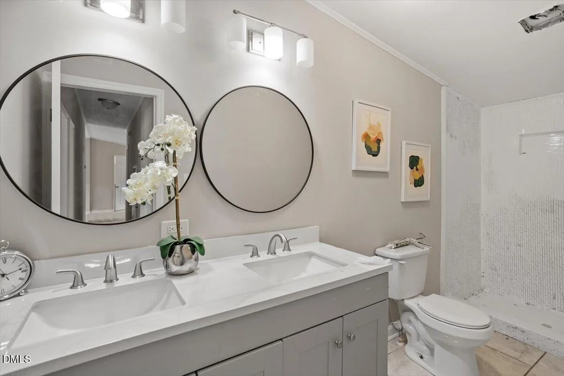Photo of 493 Williams Road
