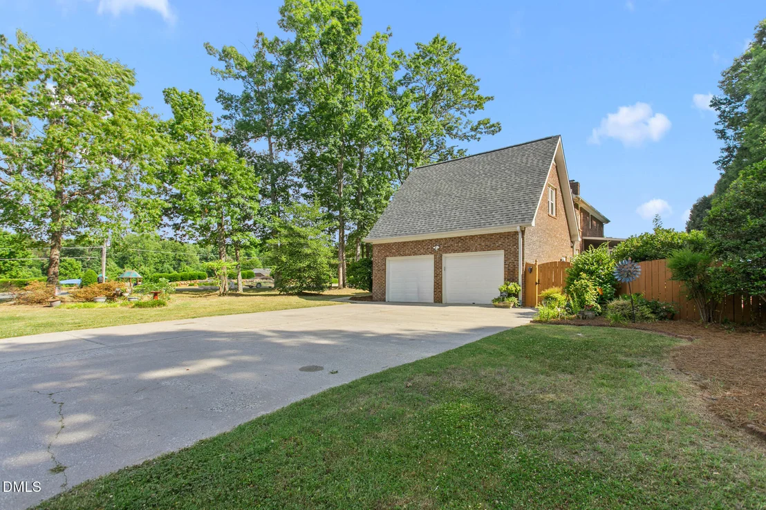 Photo of 415 Cook Road