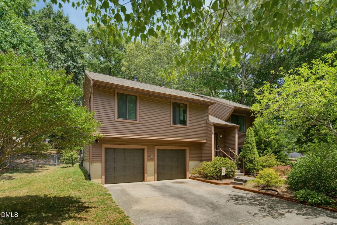 Photo of 32 S Angela Circle