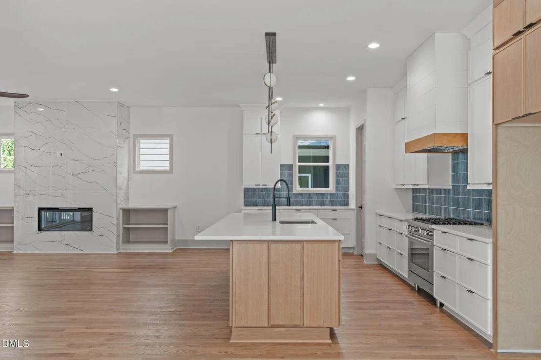 Photo of 1001 Addison Place