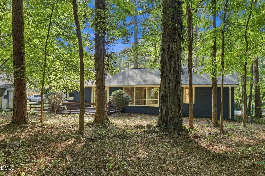 Photo of 404 Longleaf Drive