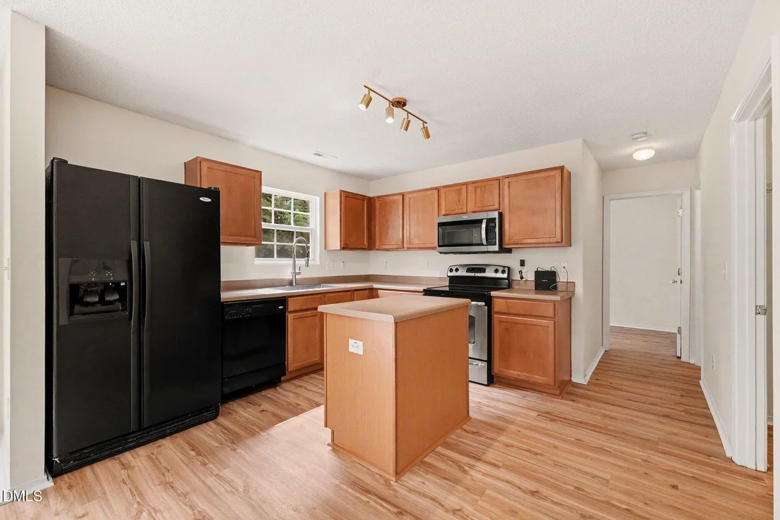 Photo of 2709 Thoreau Drive