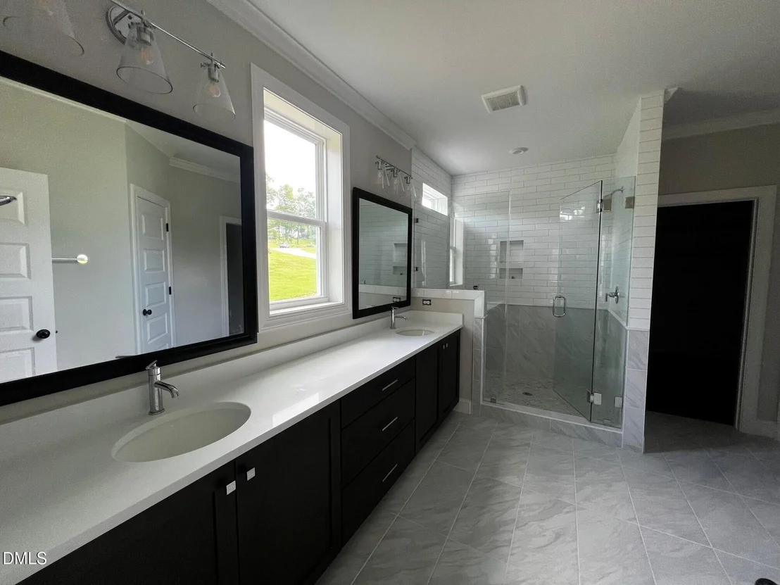 Photo of 1679 Terry Road