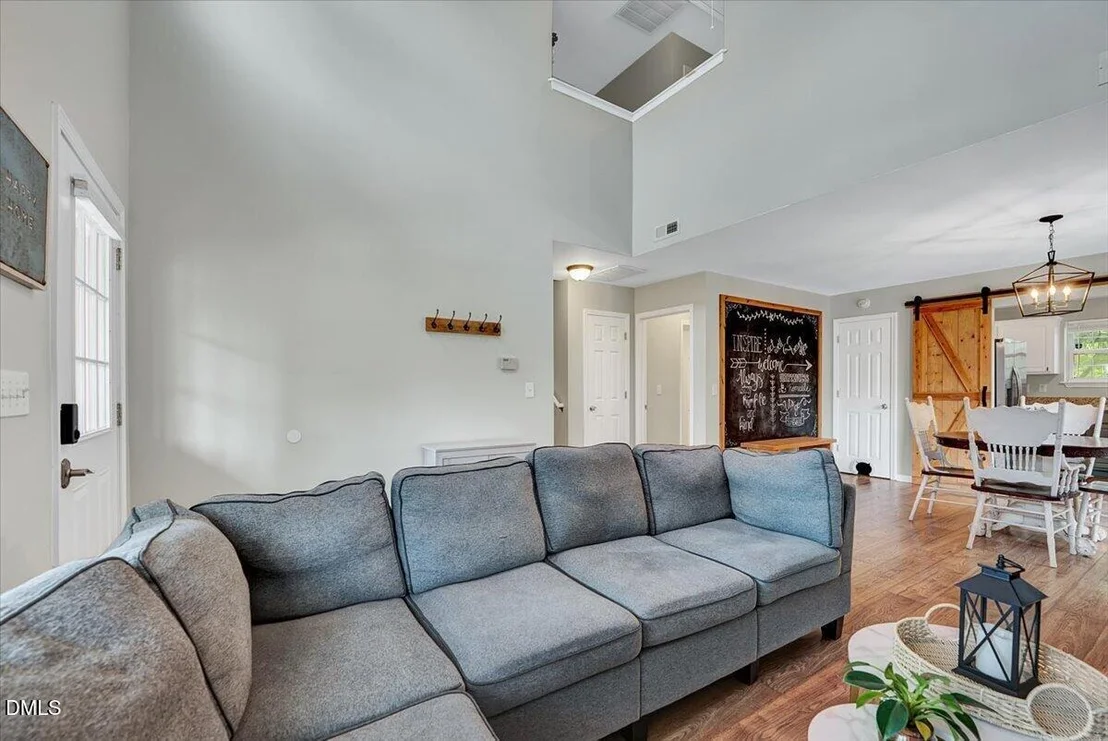 Photo of 4 Cayman Court