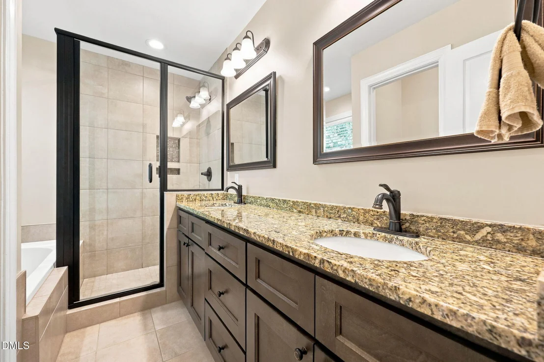 Photo of 10101 Hallberg Lane