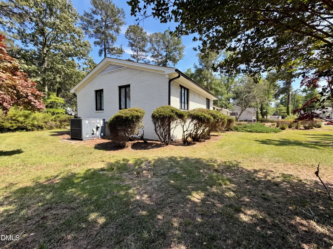 Photo of 108 Oak Street