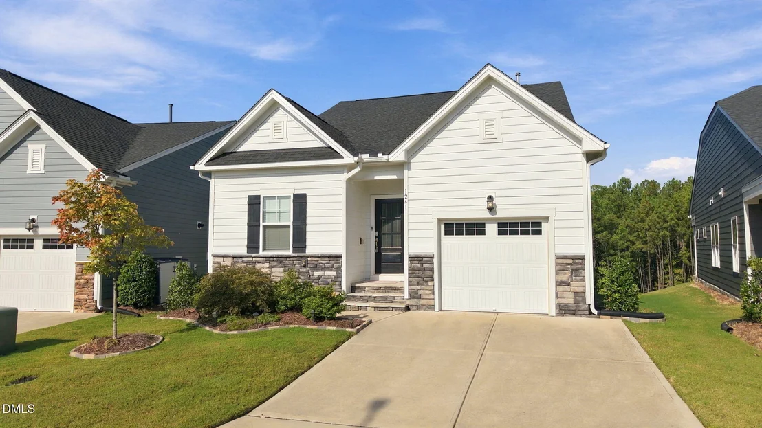 Photo of 1241 White Flint Circle