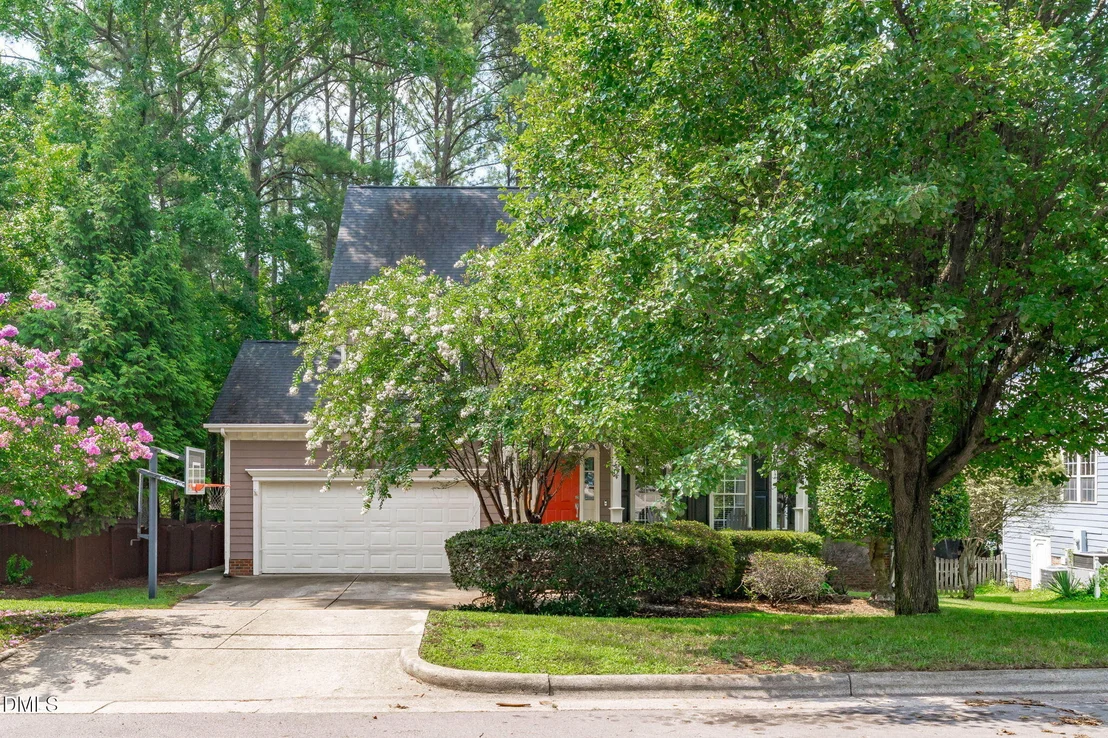 Photo of 102 Stenness Court