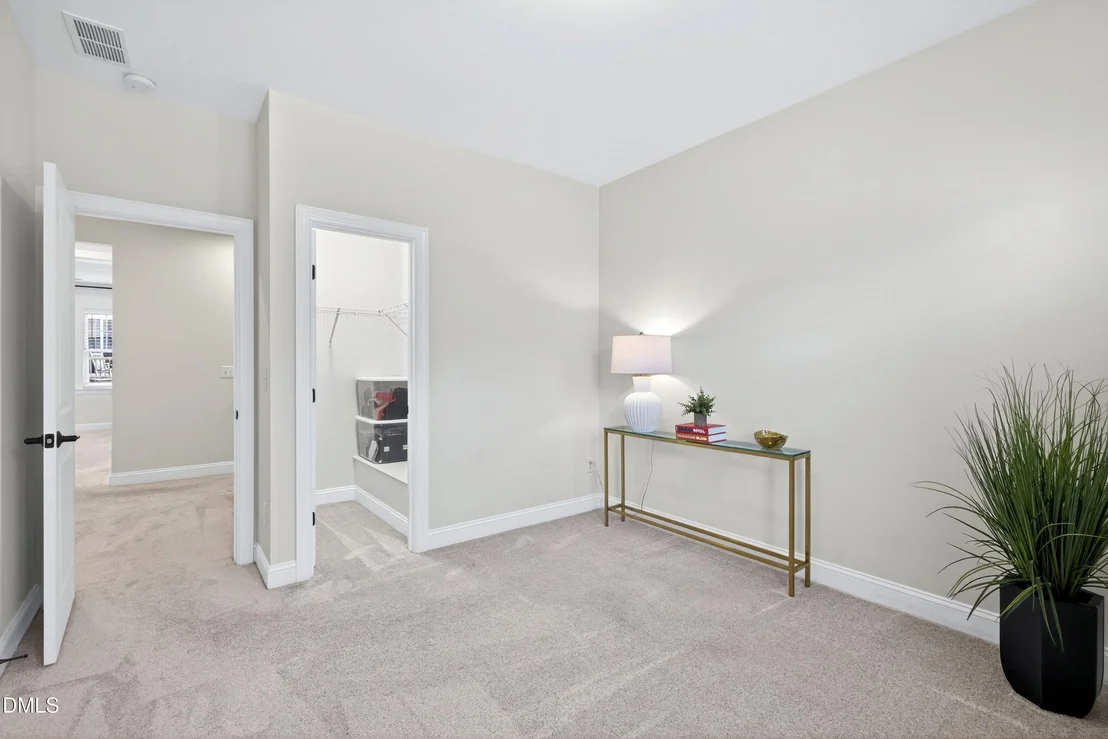Photo of 1063 Danvers Loop
