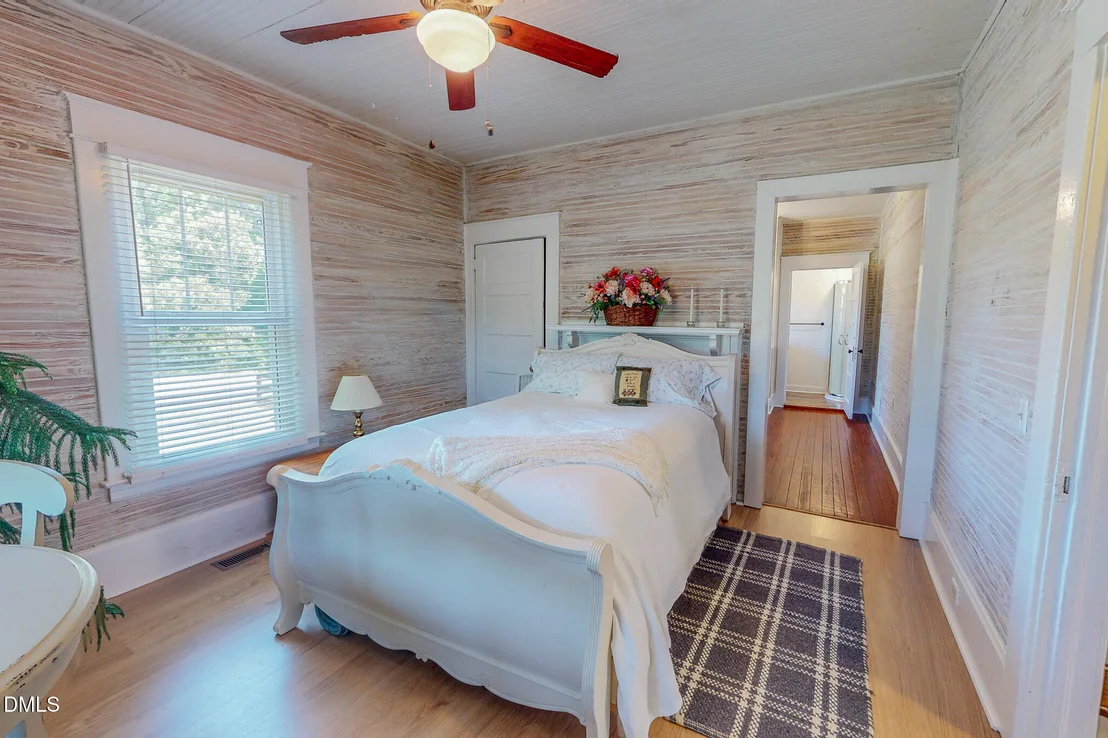 Photo of 870 Morton-Pulliam Road