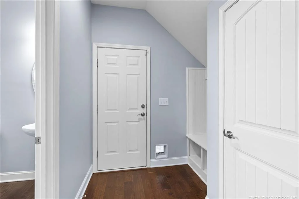 Photo of 106 Valley Stream Road