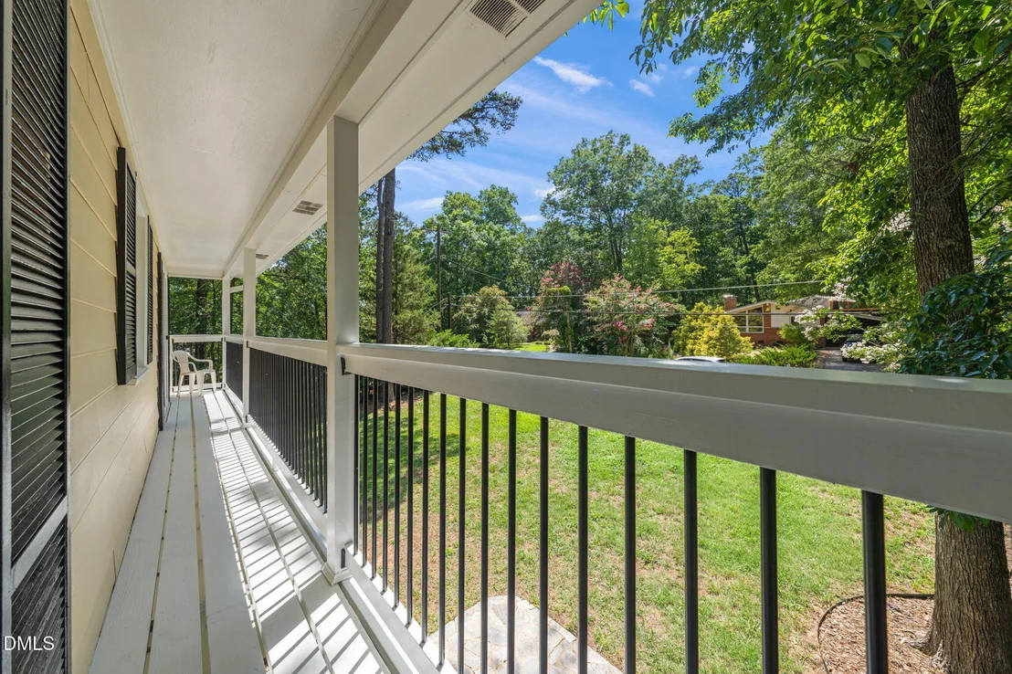 Photo of 721 Tinkerbell Road