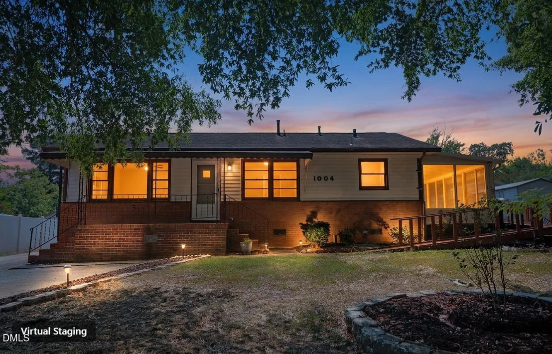 Photo of 1004 Seabrook Road