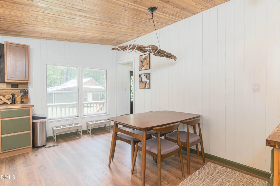Photo of 748 Hunters Circle