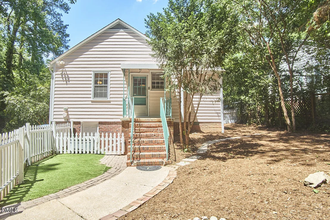 Photo of 1615 Ward Street