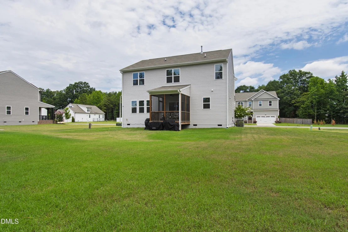 Photo of 245 Madden Rose Lp
