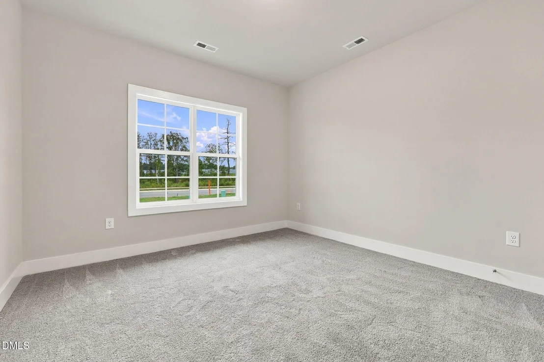 Photo of 139 Grinnell Loop