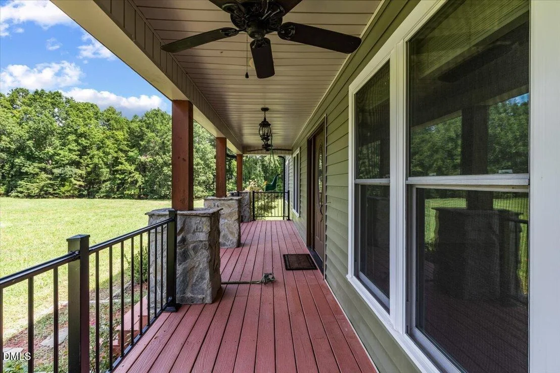 Photo of 11208 Range Road
