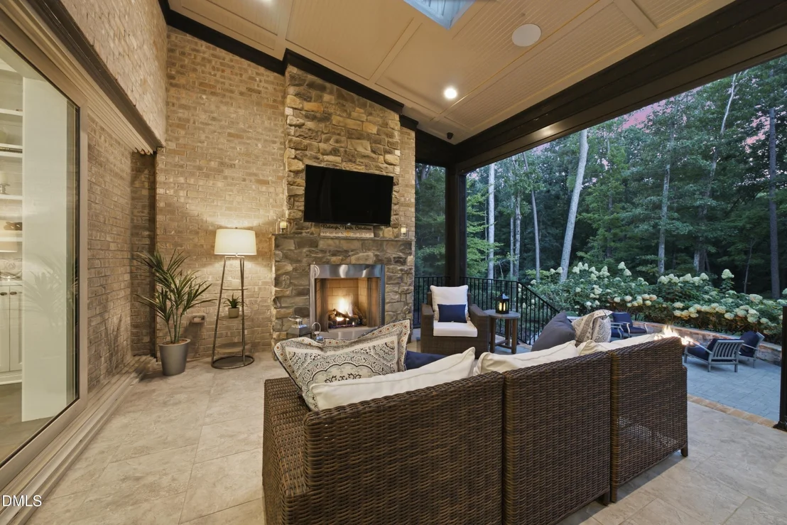 Photo of 7521 Summit Pine Way