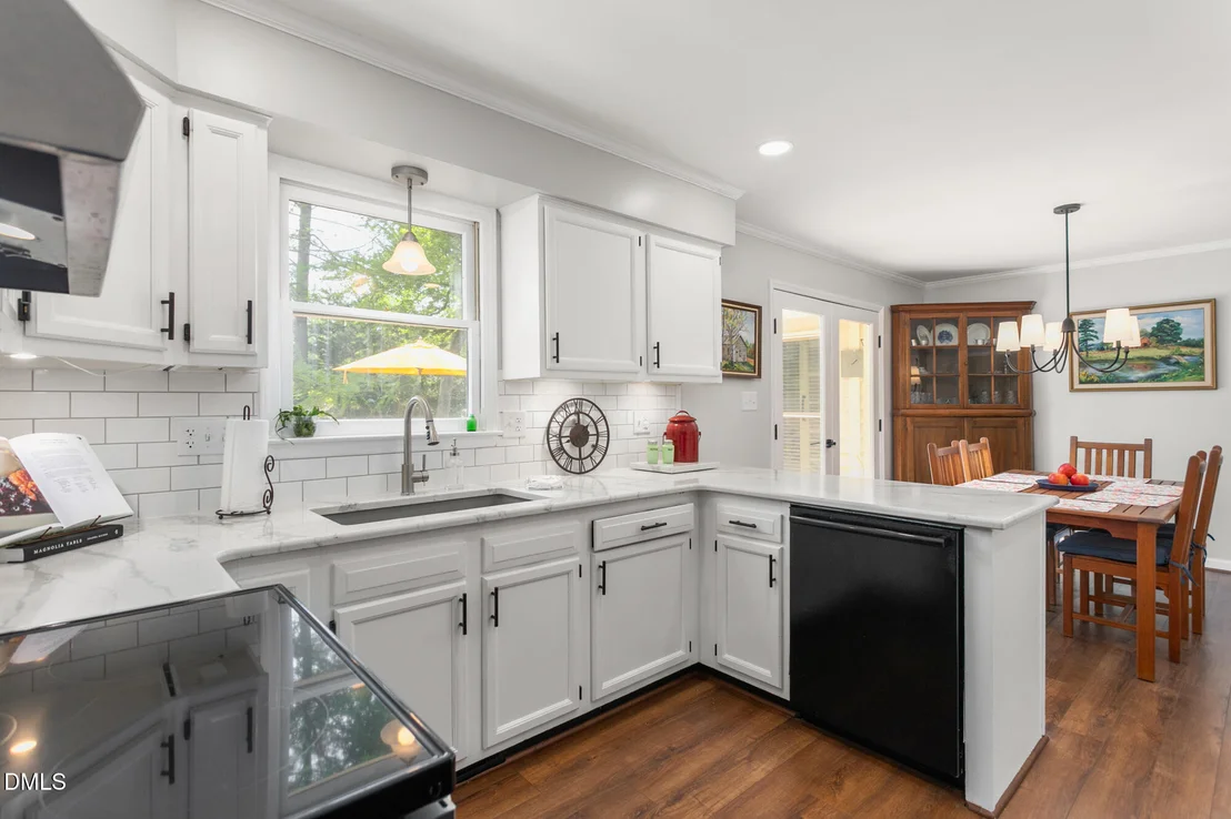 Photo of 207 Windrift Drive
