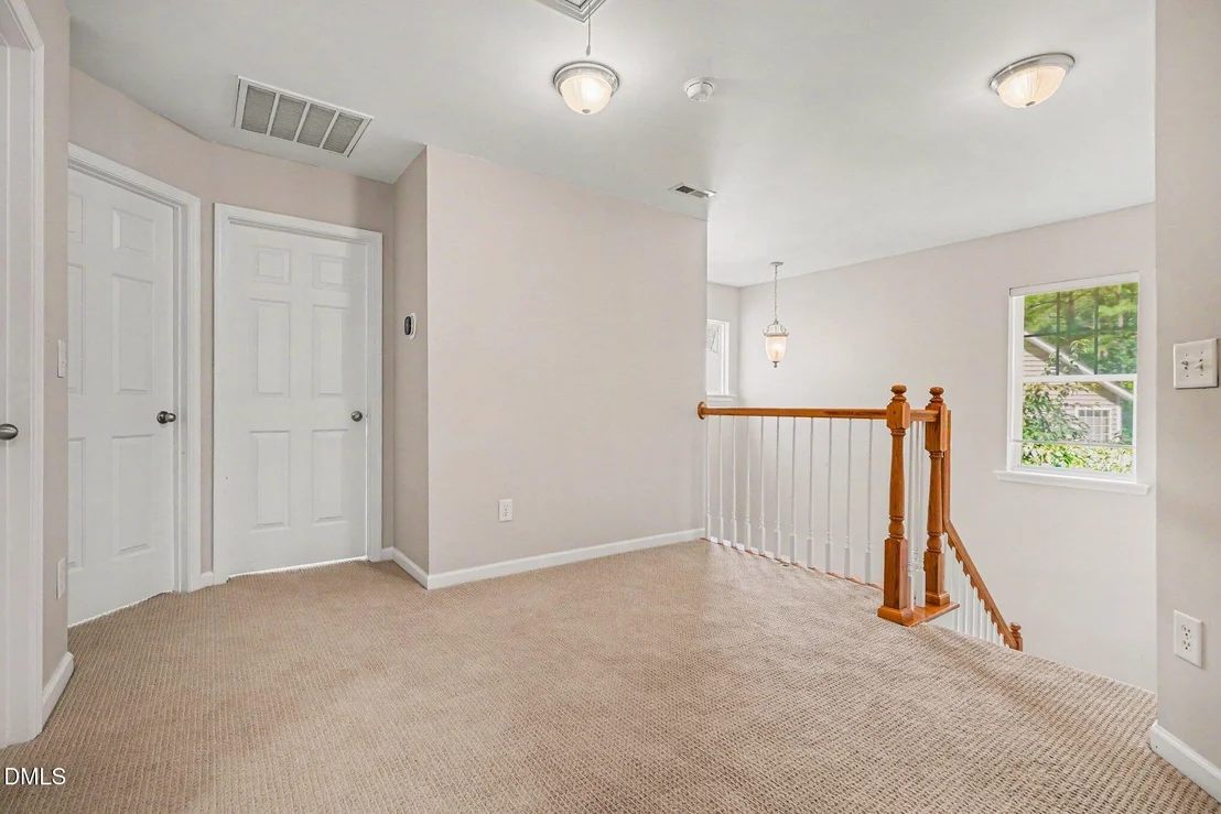Photo of 6 Silverbell Court
