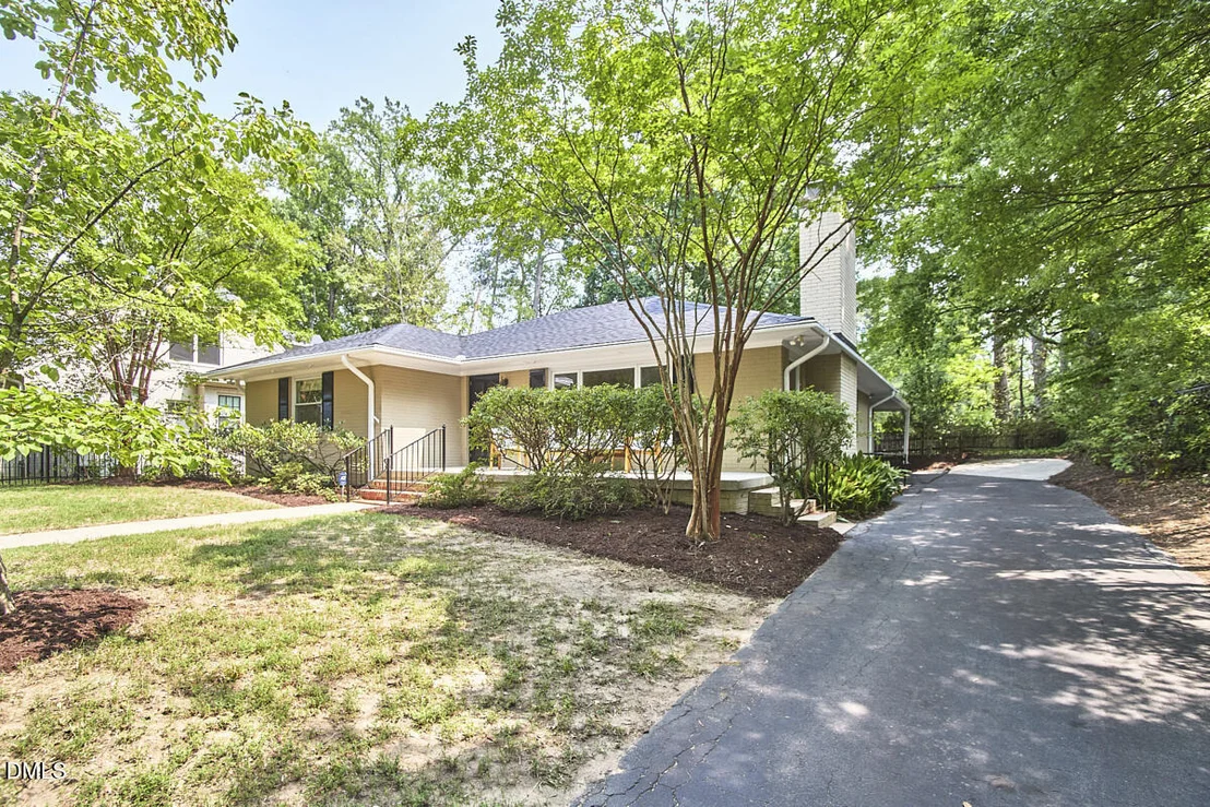 Photo of 118 Forestwood Drive