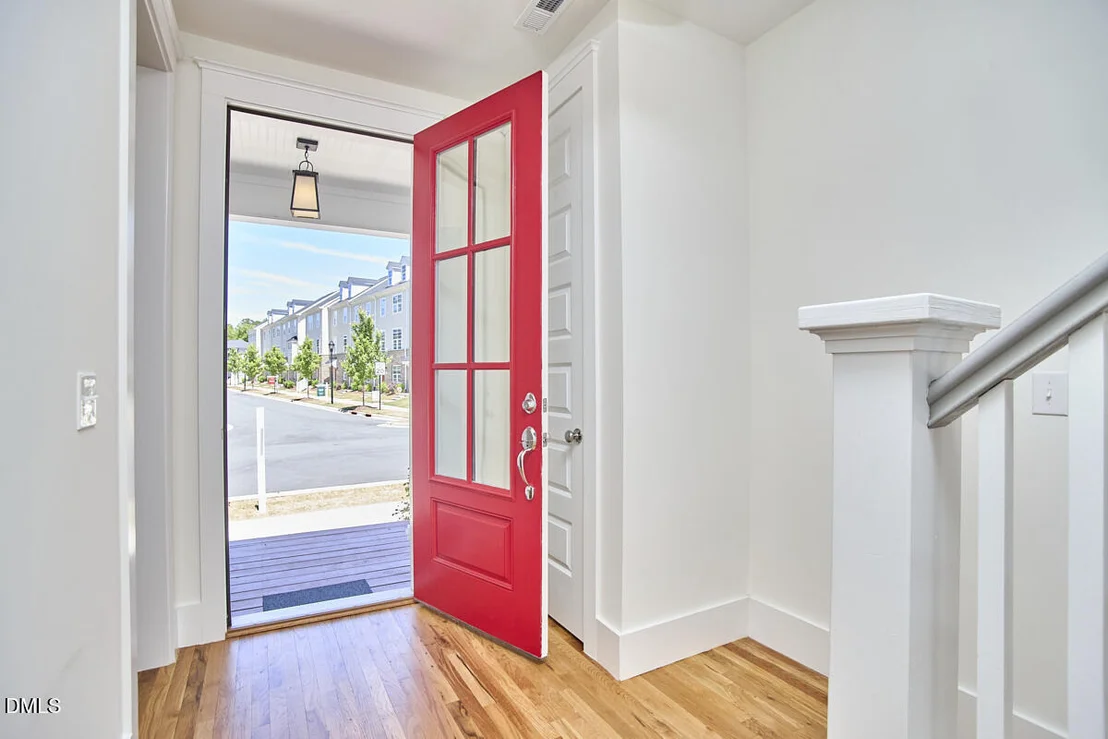 Photo of 1003 Whitehall Circle
