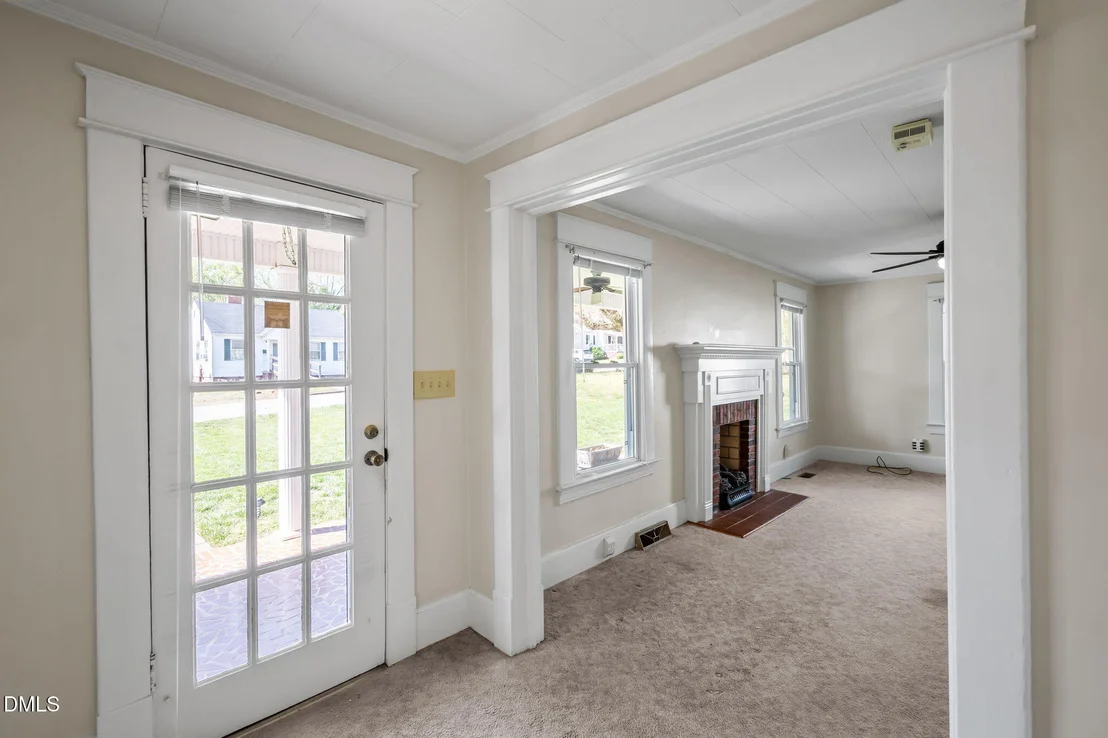 Photo of 320 Barnette Avenue