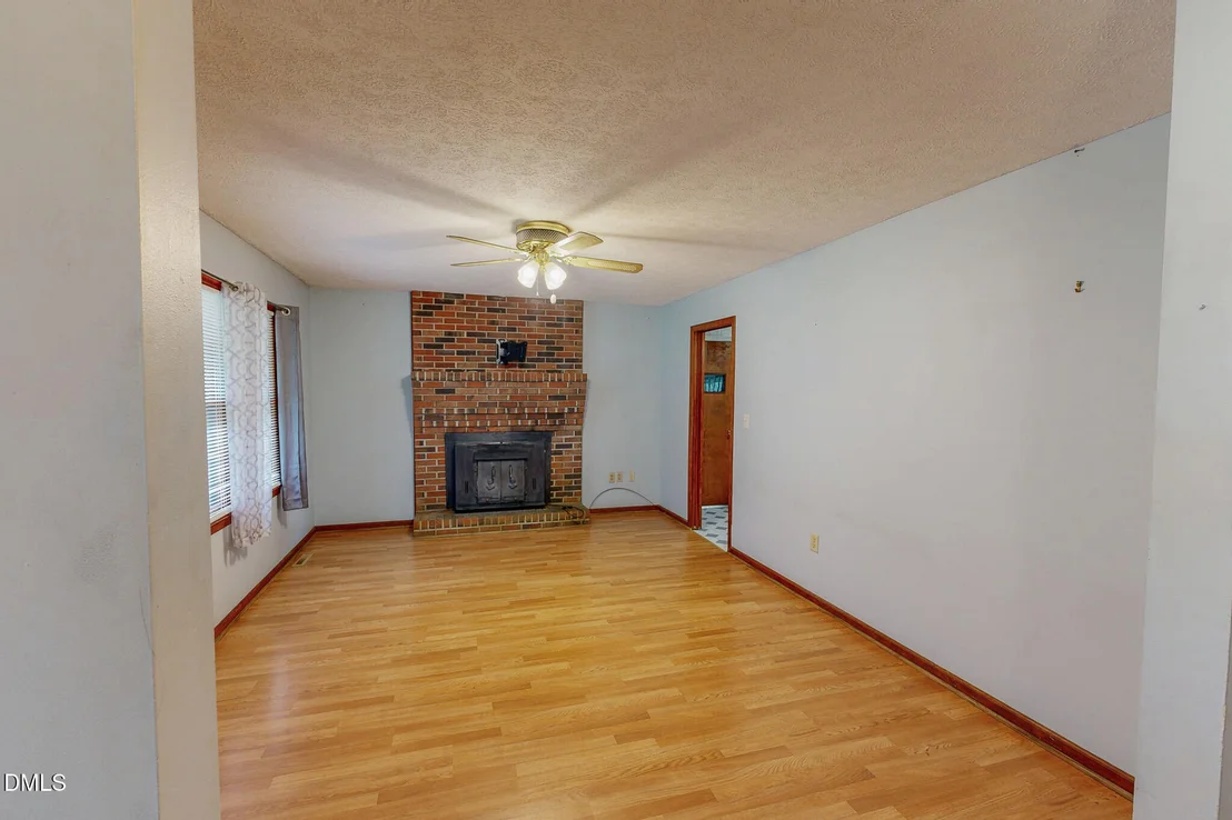 Photo of 2072 Edwin Robertson Road