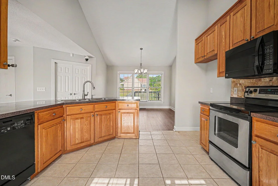 Photo of 1025 Long Branch Road