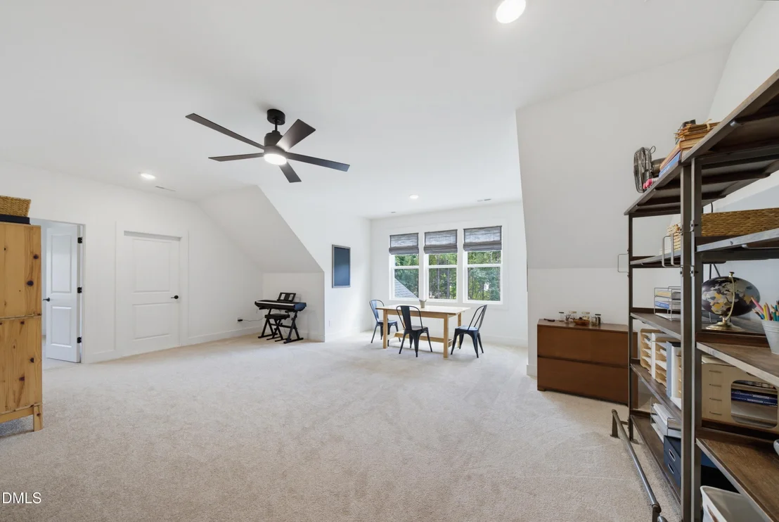 Photo of 40 Spanish Oak Drive