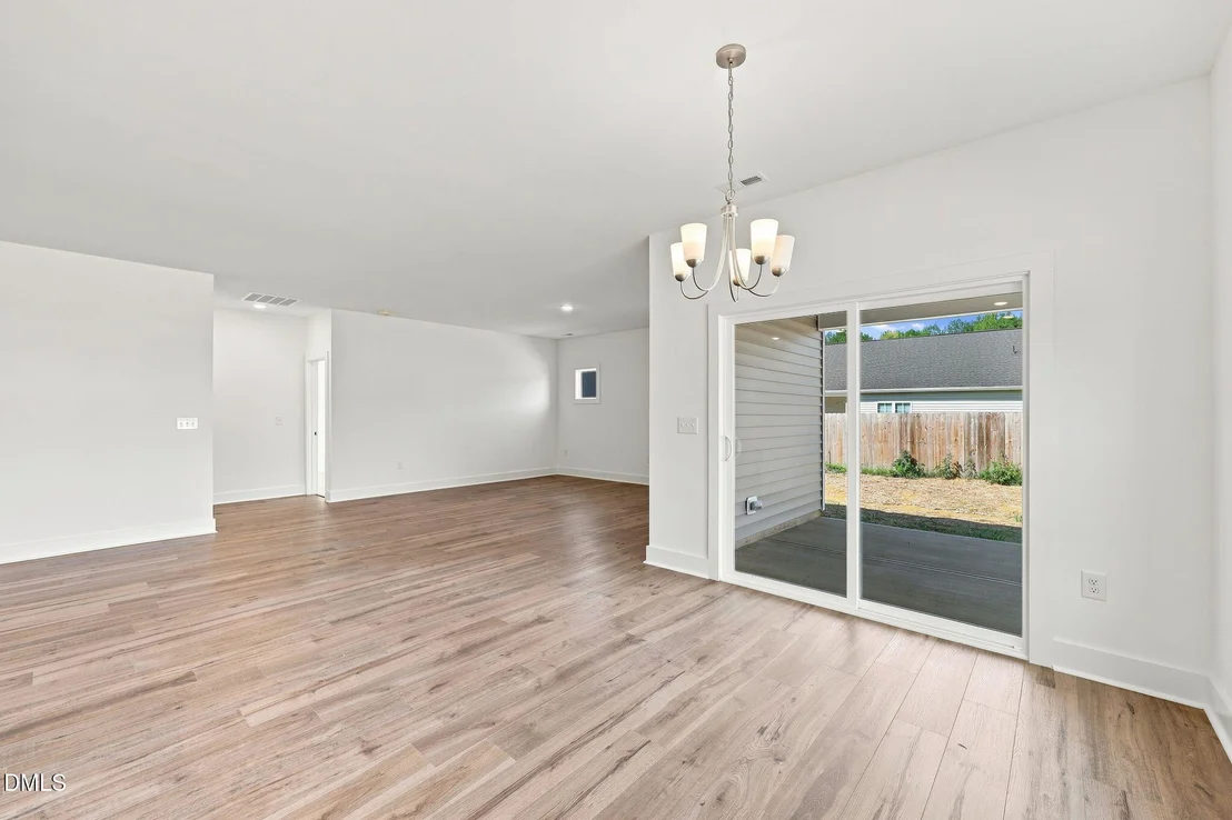 Photo of 30 Loganberry Avenue