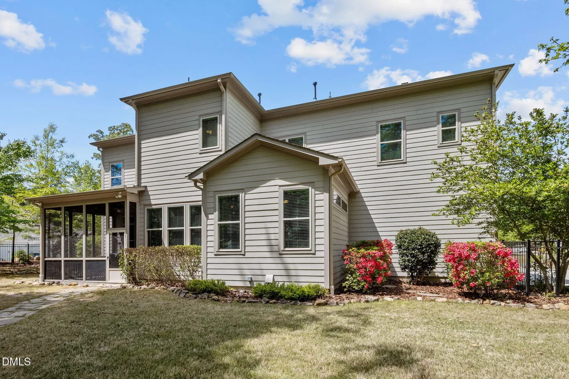 Photo of 1004 Mocker Nut Lane