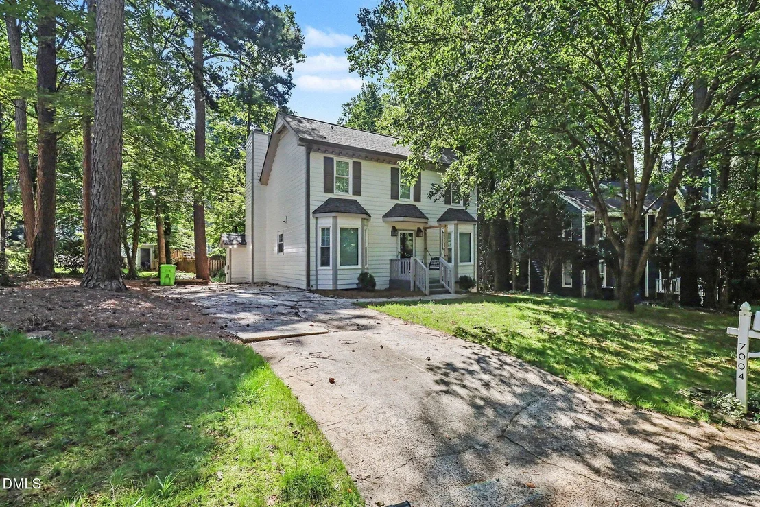Photo of 7004 Norwich Drive