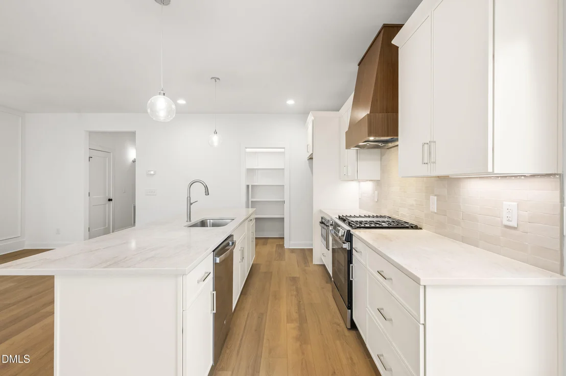 Photo of 724 1/2 Powell Drive