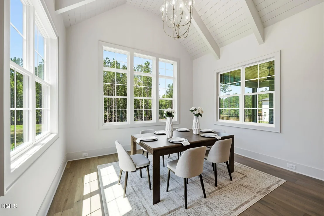 Photo of 35 Chestnut Oak Drive