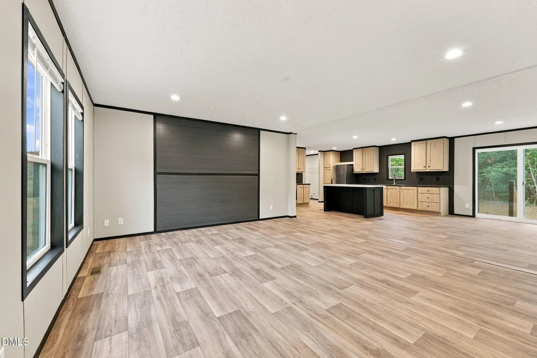 Photo of 8025 Cornwall Road