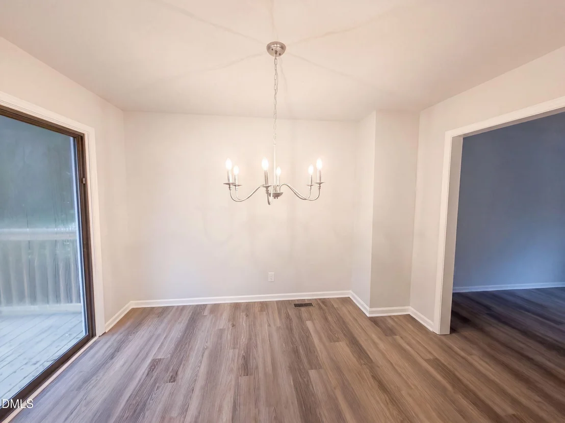 Photo of 1304 Wicklow Drive