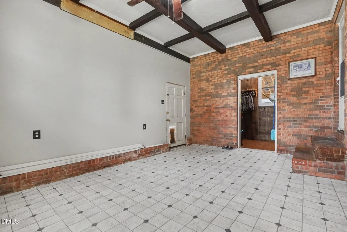Photo of 200 Paceville Road