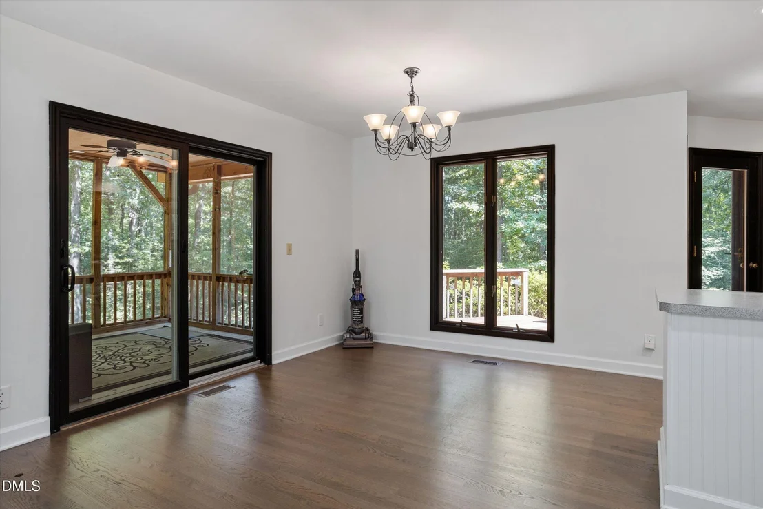 Photo of 1040 Rolling Knoll Road