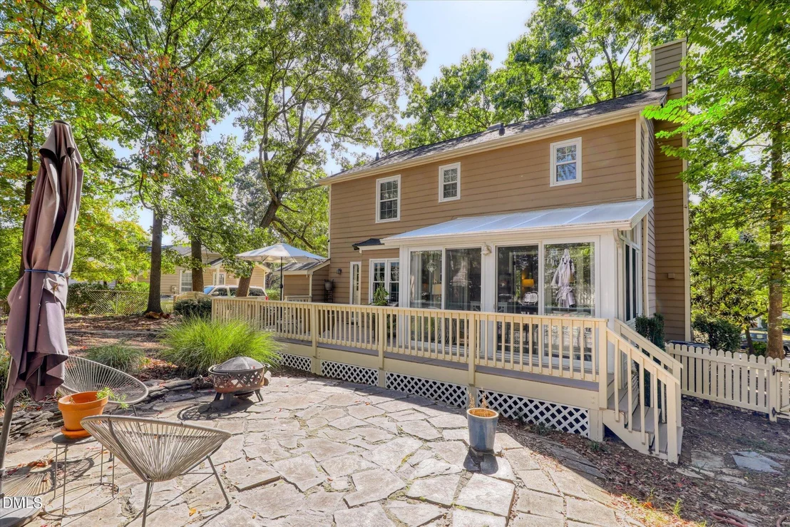 Photo of 209 Rosehaven Drive