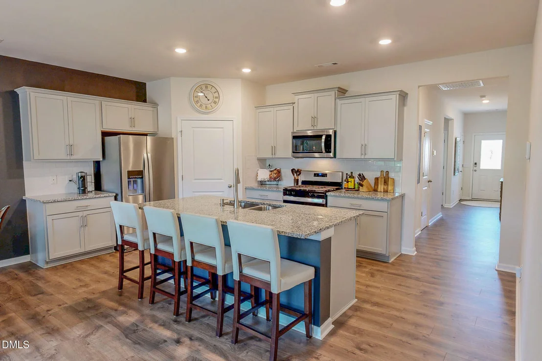 Photo of 1017 Broadlands Way
