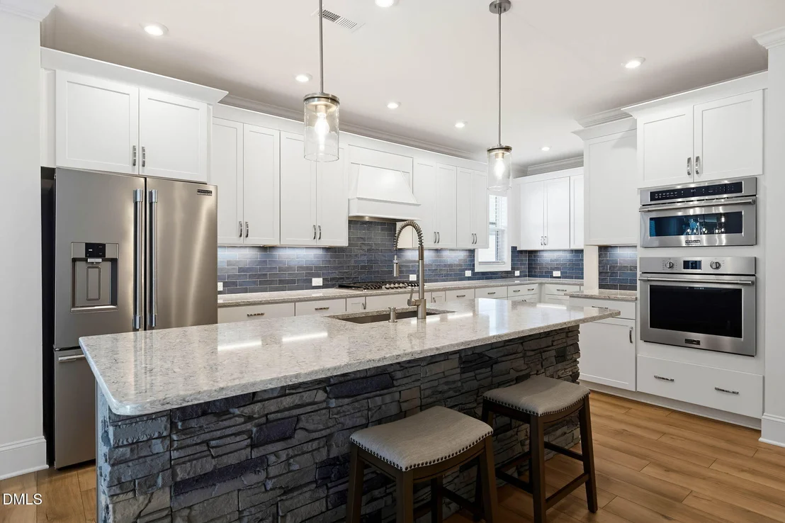 Photo of 1701 Raven Falls Drive