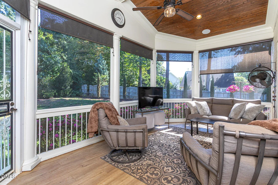 Photo of 7926 Ray Road