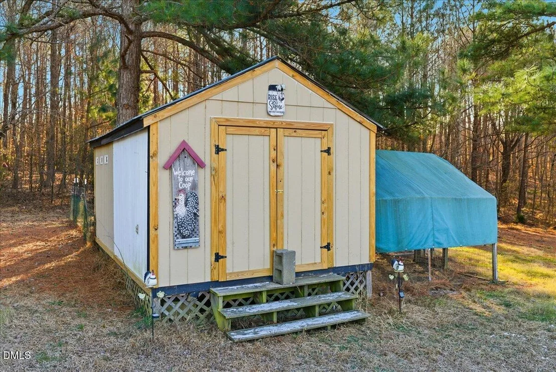 Photo of 1190 Little Mountain Road